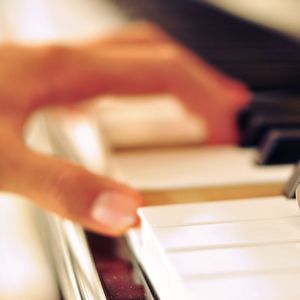 嗯啊插进去舔👅逼
